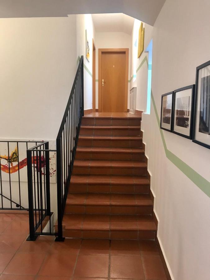 Weingut & Gaestezimmer Edelmann Goettlesbrunn Exterior photo